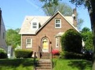 121 Bender Ave, Roselle Park, NJ 07204