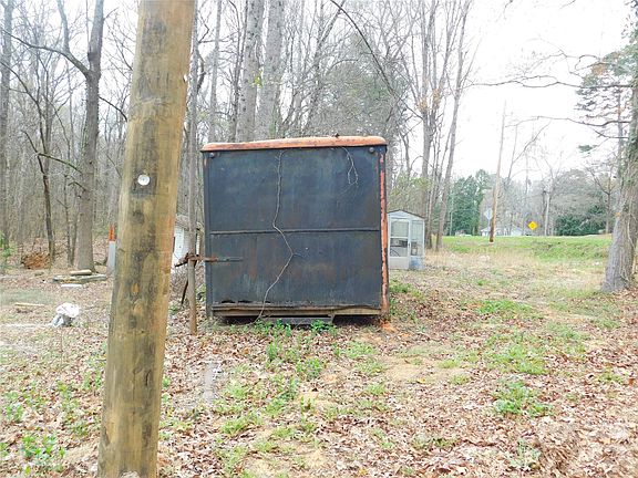 3rd image of 2354 Mount Gallant Rd