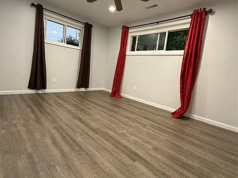 33 Kirk Lane Dr — Photo 29