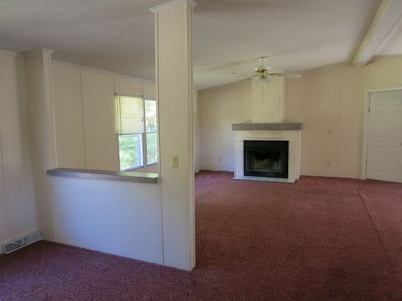 Additional Living Room