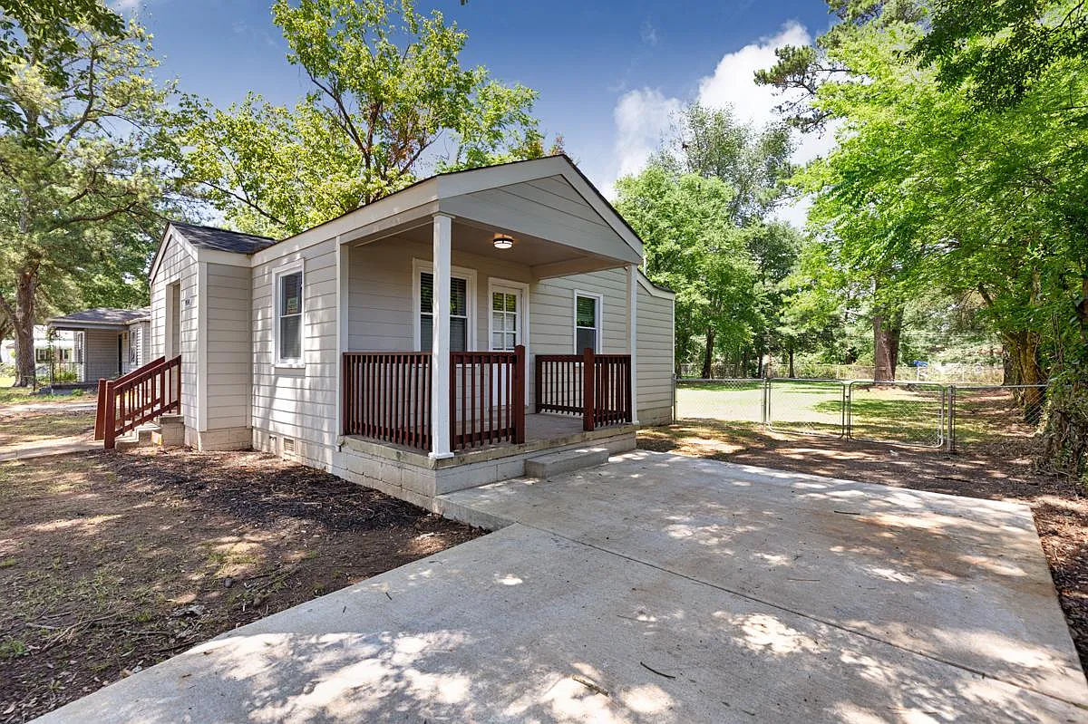 2 bed, 824 sqft, $1,275 — Photo 4