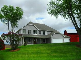 02N681 Meredith Rd, Maple Park, IL 60151