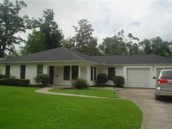 5595 Frost St, Beaumont, TX 77706