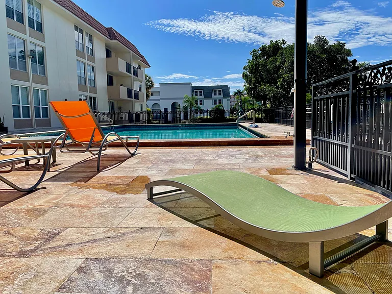 1000 Spanish River Rd #1B — Photo 44
