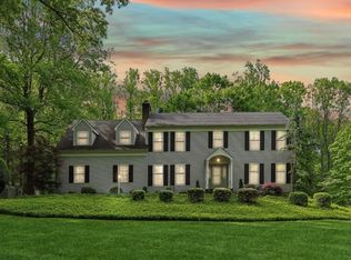 122 Foothill Rd, Flemington, NJ 08822