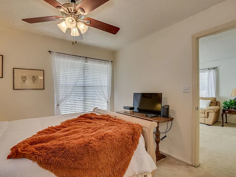 Champions Pines Apartments — Photo 52
