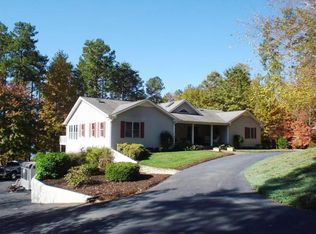 103 Dove Cove Ln, Westminster, SC 29693