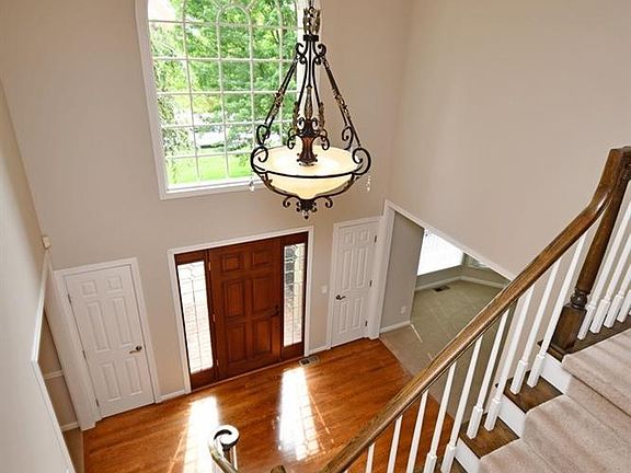 4th image of 6481 Neville Ct