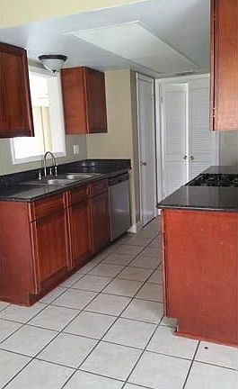 3rd image of 13042 Deauville Ct
