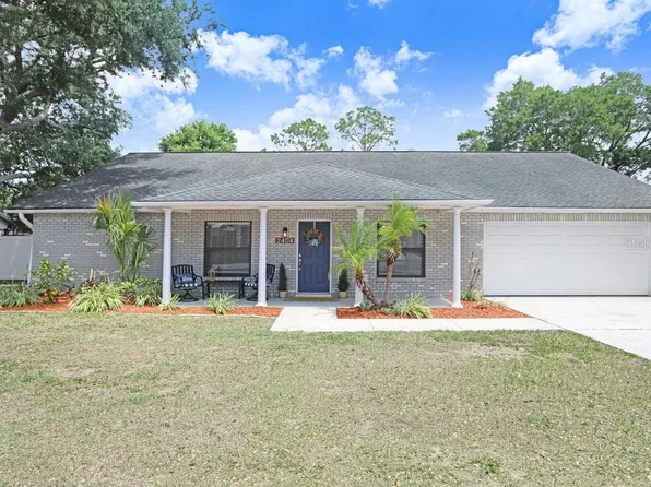 2404 Buckhorn Manor Dr, Valrico, FL 33594