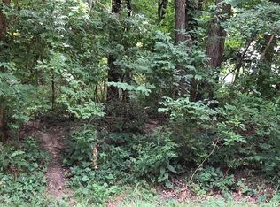 12 Magnolia Dr, Putnam, IL 61560