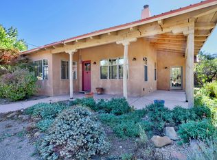 1852 Griegos Rd NW, Albuquerque, NM 87107