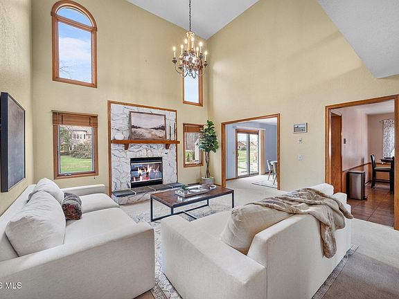 5th image of 703 Anmarie Ct