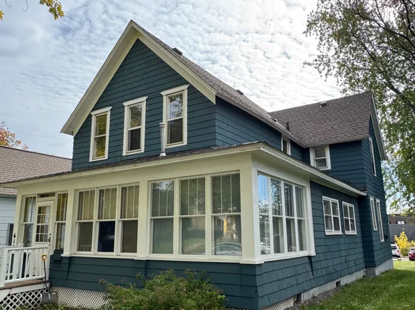 807 5th Ave #2, Two Harbors, MN 55616