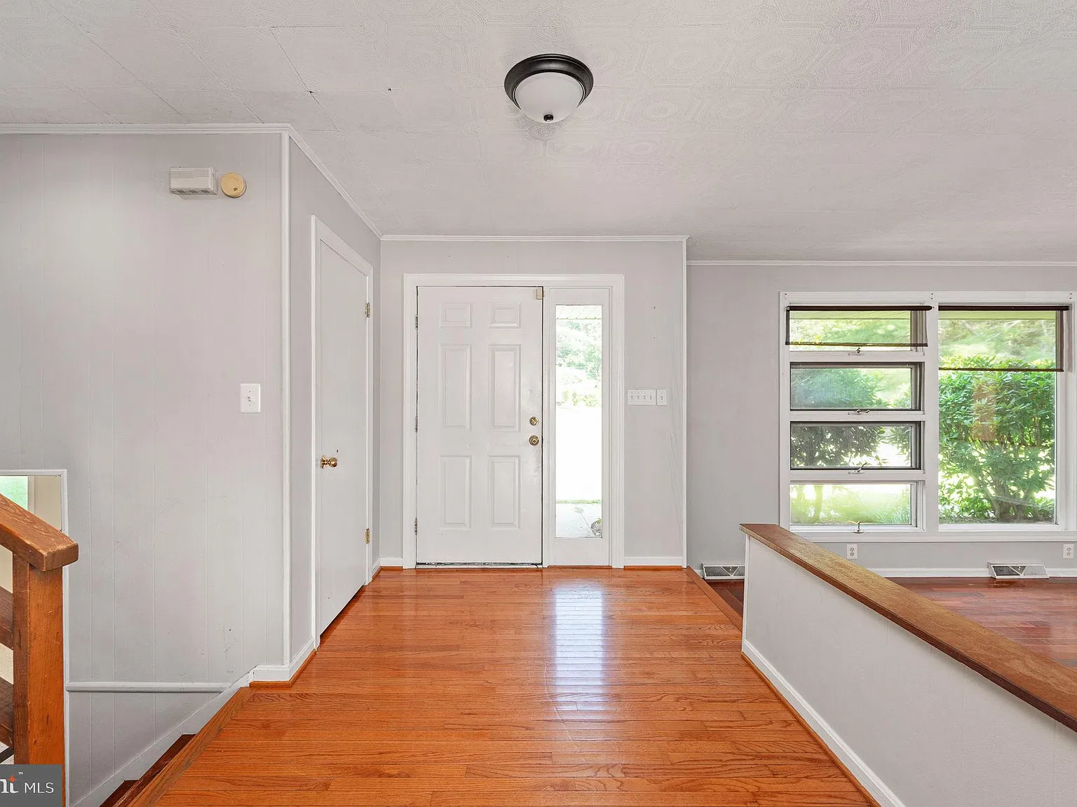 4 bed, 3.5 bath, 2940 sqft, $2,495 — Photo 3