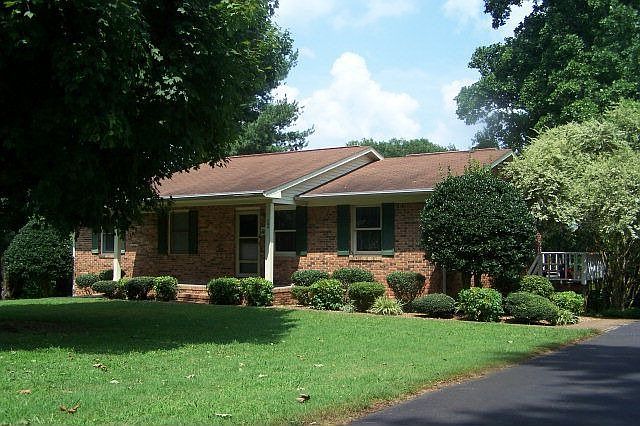 1st image of 506 Grandview Dr
