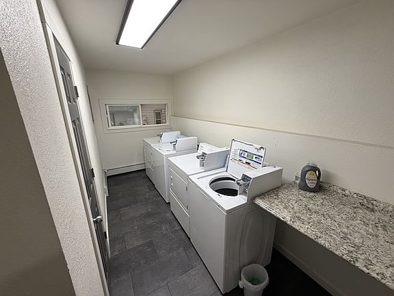5th image of 205 S 3rd Ave #7