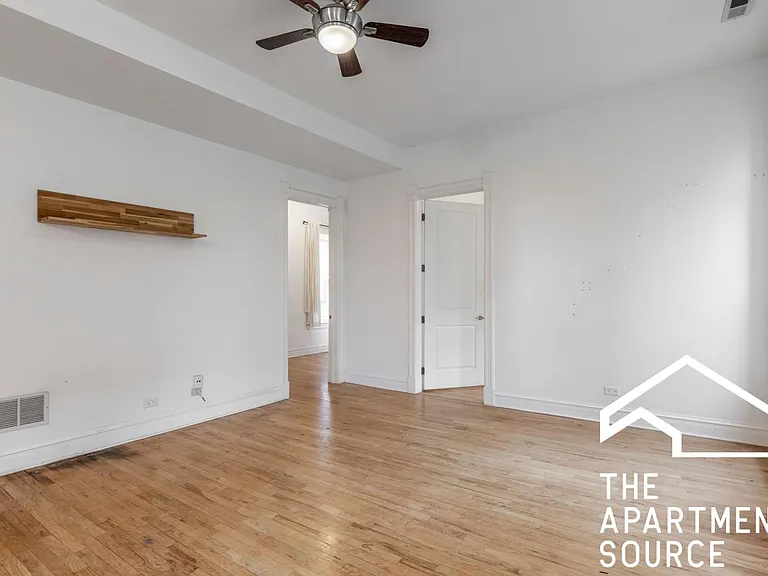 1659 S Throop St #2E — Photo 8