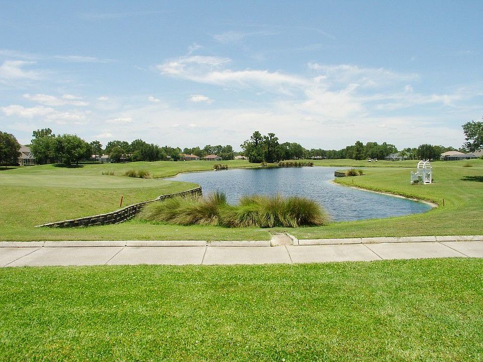 9th and 18th holes