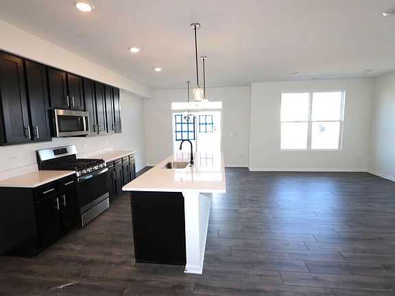 4th image of 23538 Bancroft Dr Building 9103