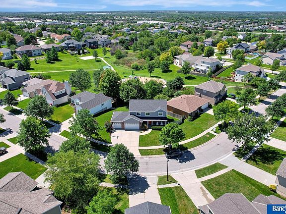 5th image of 7525 Brummond Dr