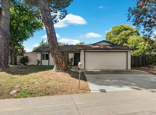 805 Avon Ct, Dixon, CA 95620
