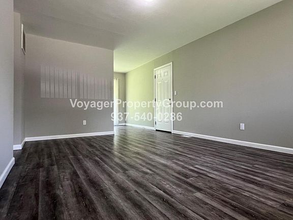 4th image of 18 Carma Dr