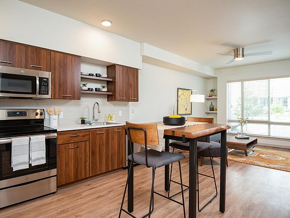 Windsor at Amberglen Apartments | Kitchen