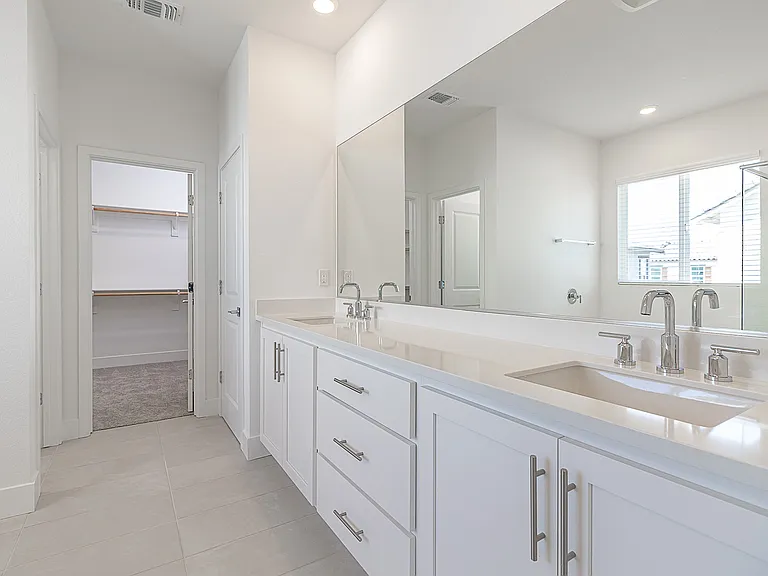 3243 Shrute Dr — Photo 14