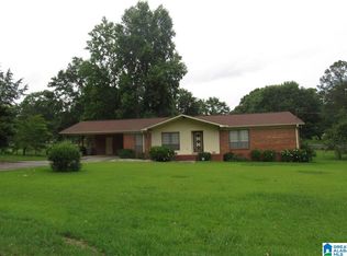 311 Village Dr, Thorsby, AL 35171