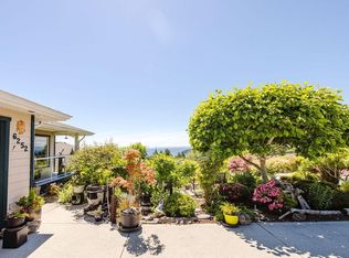 6252 Baillie Rd, Sechelt, BC V7Z0R5
