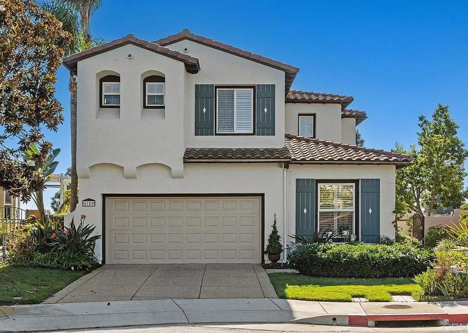 6789 Avena Ct