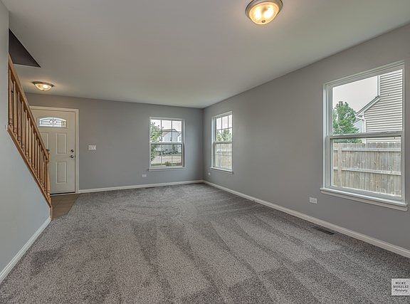 New paint , new carpet