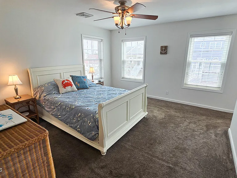 24 Dorothy Dr — Photo 27