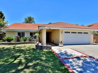 2033 W San Lorenzo Ave, Santa Ana, CA 92704