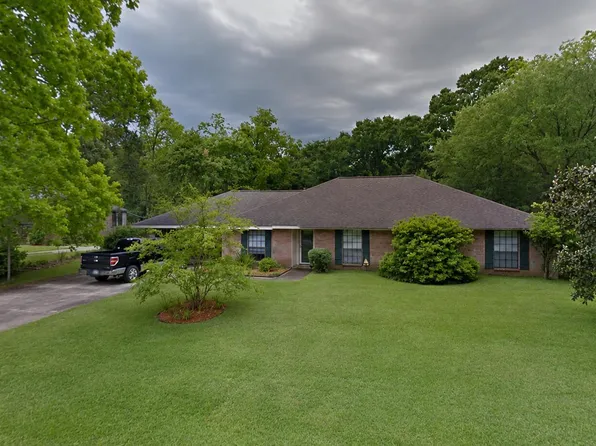 161 Greenfield Dr, Lafayette, LA 70520