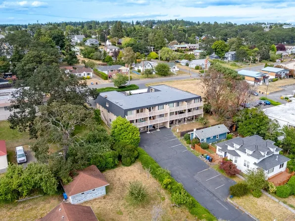 1188 SE Pioneer Way #101, Oak Harbor, WA 98277