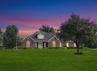 7906 W Cherokee Ln, Fairland, IN