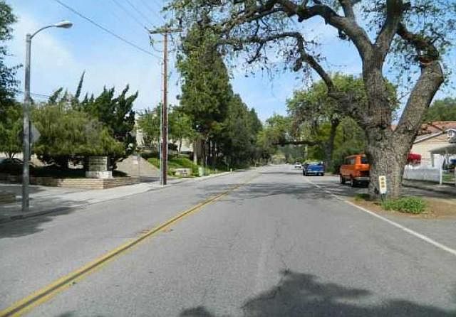 2nd image of 80 Erbes Rd