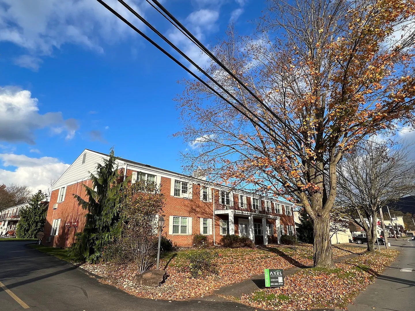173 East Tioga — Photo 1