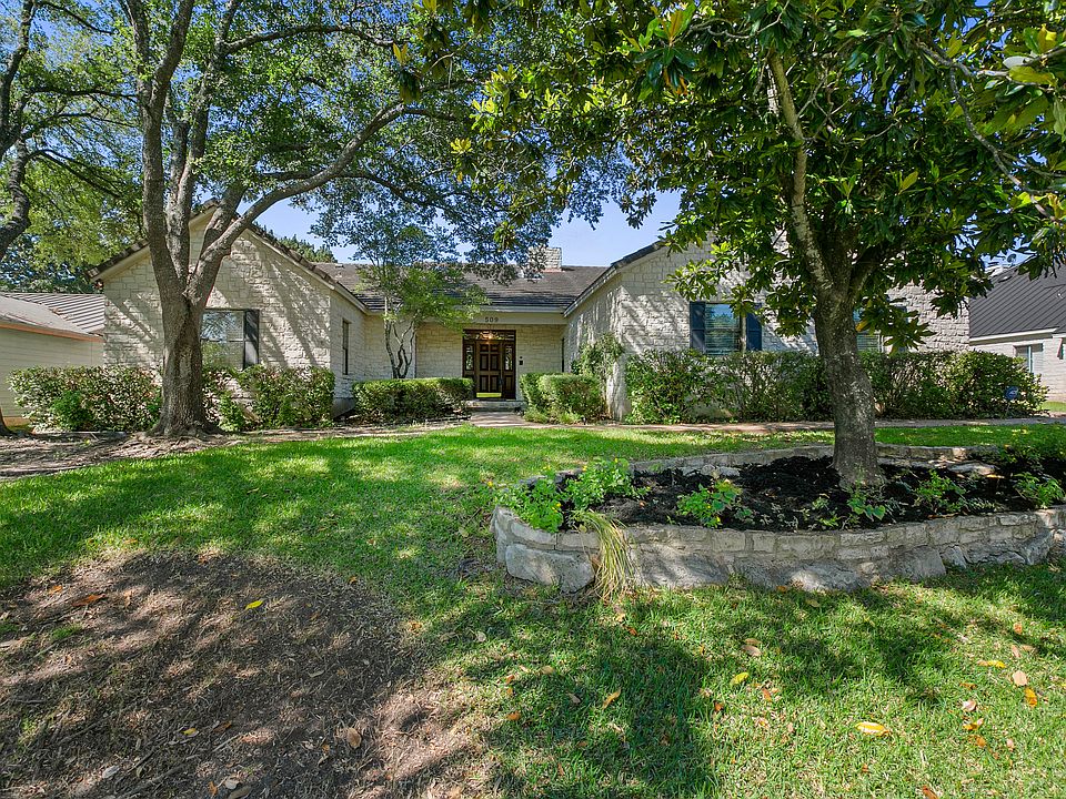 1st image of 509 Rolling Green Dr