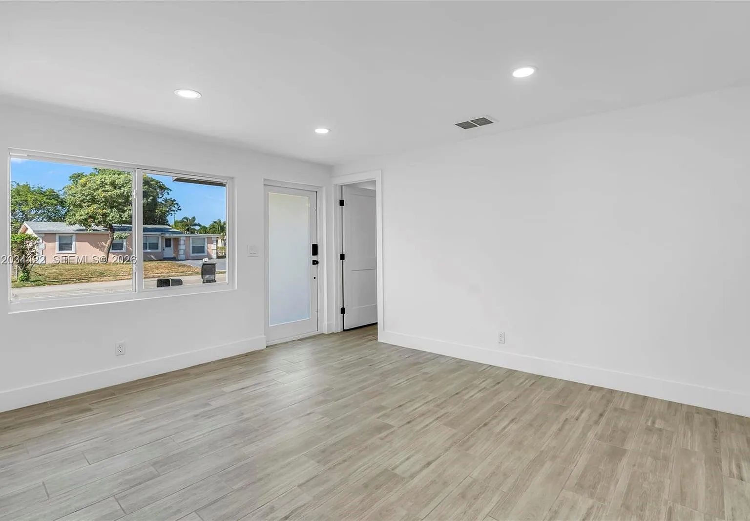 Poinciana Heights Delray — Photo 4
