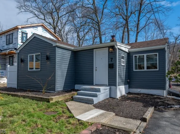 7 Pine St, Jefferson Twp., NJ 07849