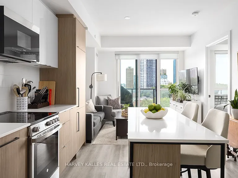 2369 Danforth Ave #710 — Photo 9