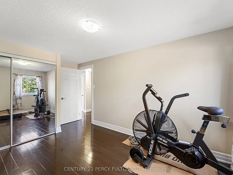 55 Chalmers Cres — Photo 17