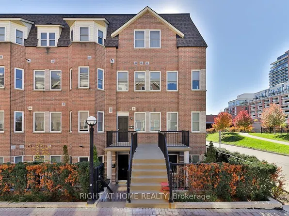 760 Lawrence Ave W #132, Toronto, ON M6A 3E7