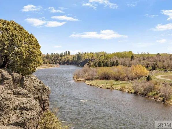 3670 Fishermans Dr, Ashton, ID 83420