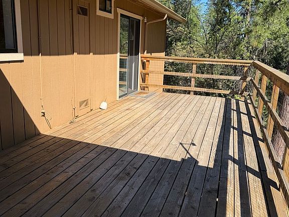 5th image of 17890 Mira Vista Ct
