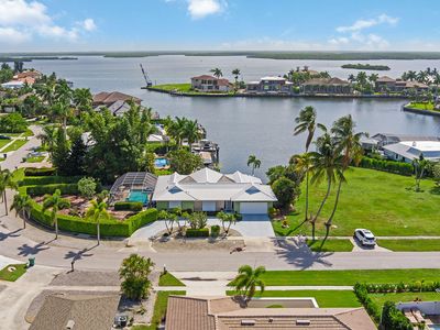 711 Fairlawn Ct, Marco Island, FL, 34145