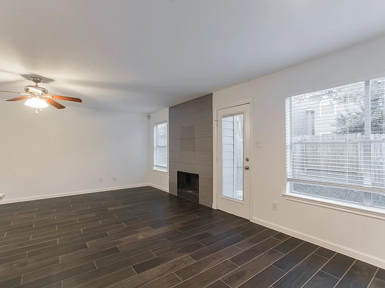 226 Blushwood Pl — Photo 25